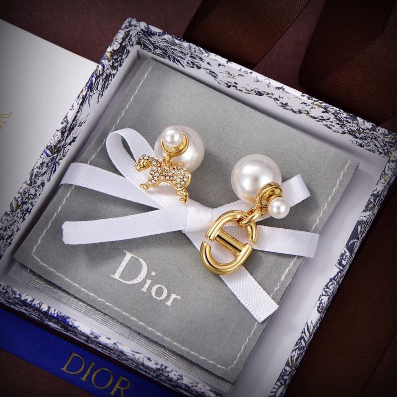 chr1st1an D10r earrings